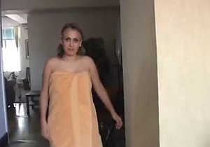 Passionate banging session with a real-life cougar