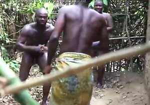 Outdoor fucking session with a horny couple